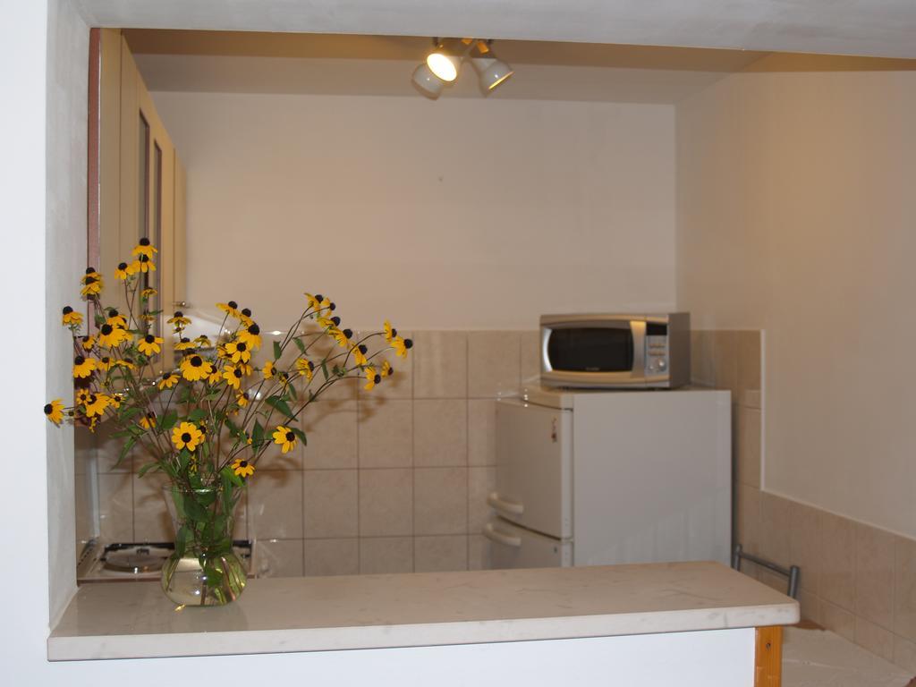Apartments Pharia Jelsa  Værelse billede
